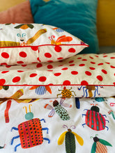 Load image into Gallery viewer, Bugzy Duvet Cover &amp; Cushion Set
