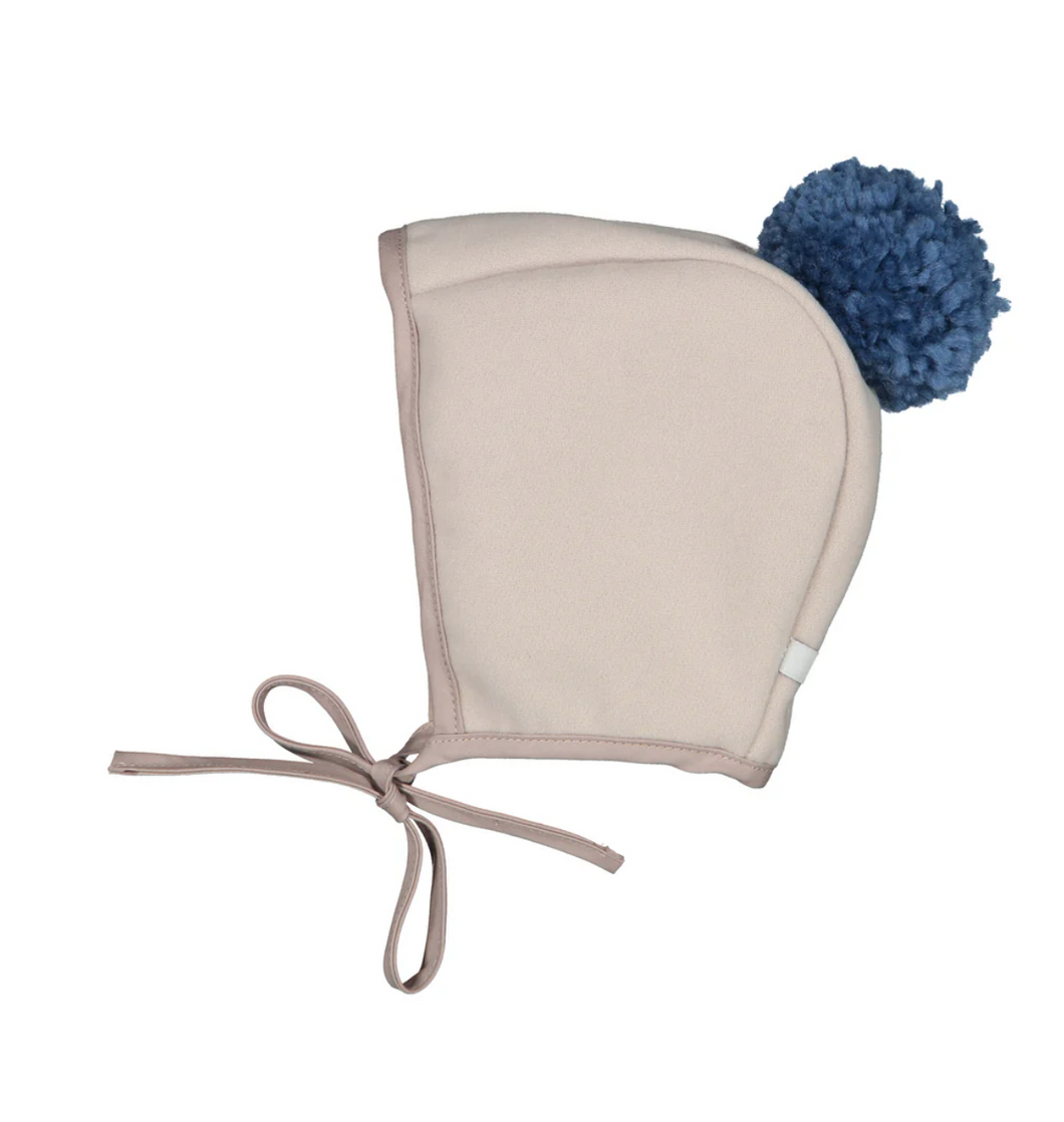 Plush beige bonnet with blue bobble
