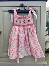 Load image into Gallery viewer, Pink Floral Hand-smocked summer dress #2 years
