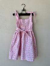 Load image into Gallery viewer, Pink Floral Hand-smocked summer dress #3 years

