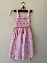 Load image into Gallery viewer, Pink Floral Hand-smocked summer dress #6 years
