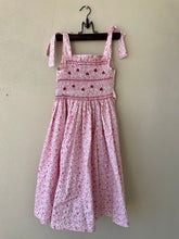 Load image into Gallery viewer, Pink Floral Hand-smocked summer dress #8 years
