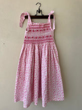 Load image into Gallery viewer, Pink Floral Hand-smocked summer dress #9 years
